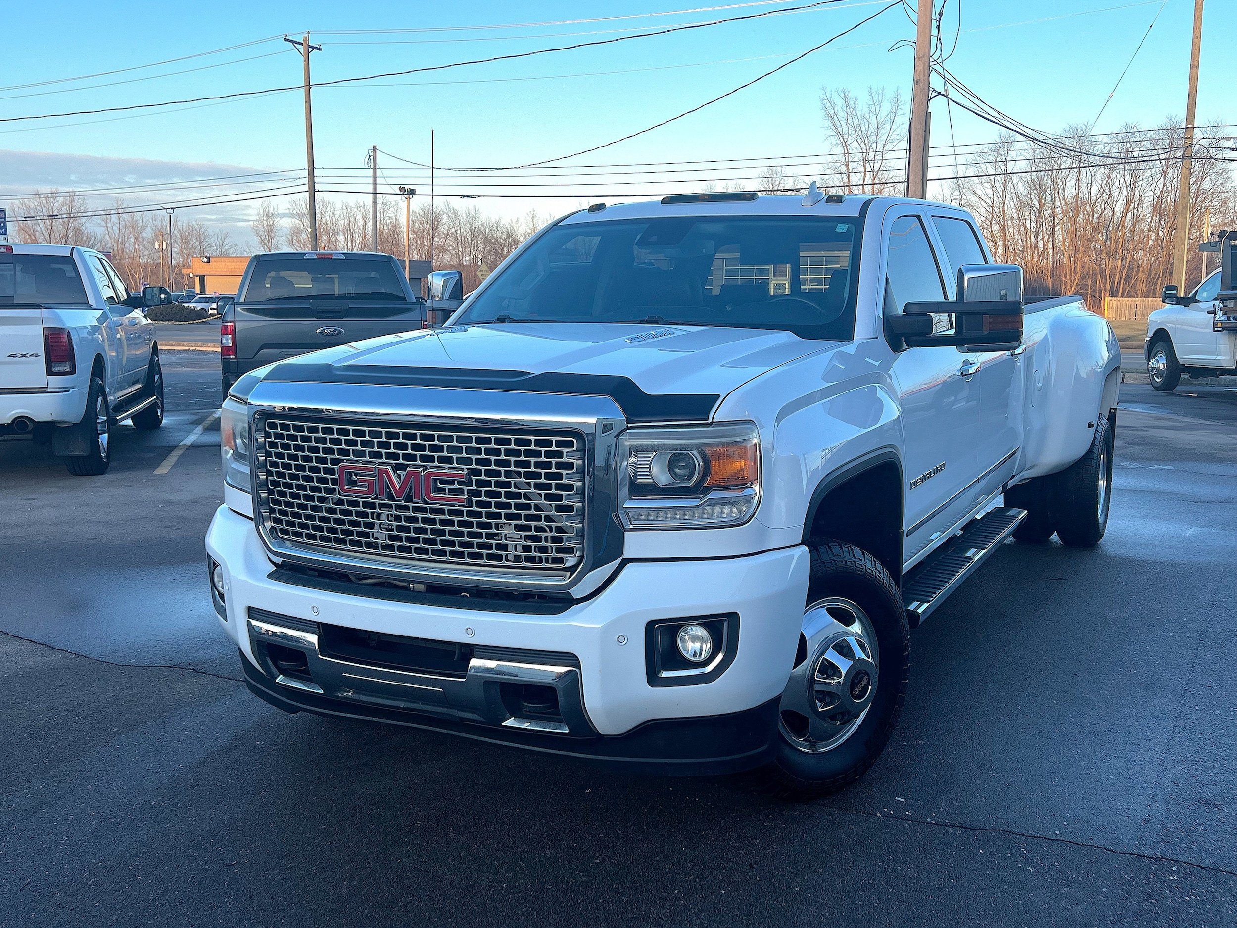 2015 GMC Sierra Denali's photo