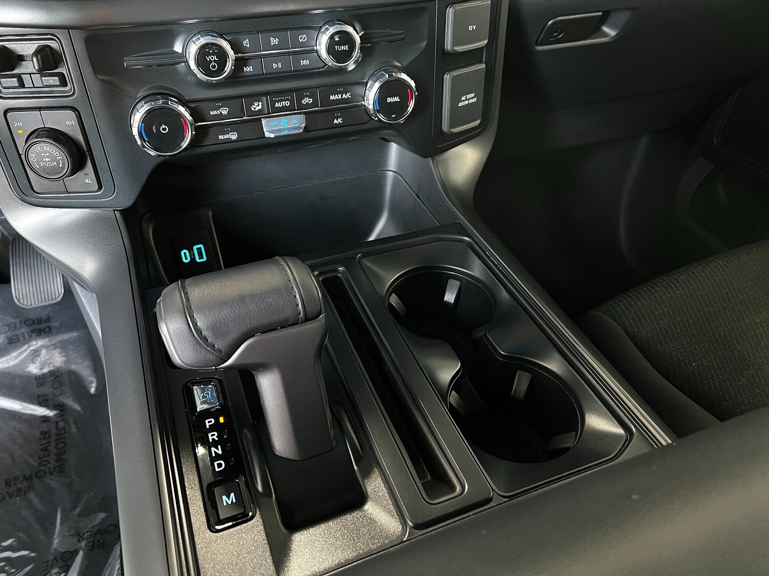 2024 Ford F-150 XLT - Photo 15