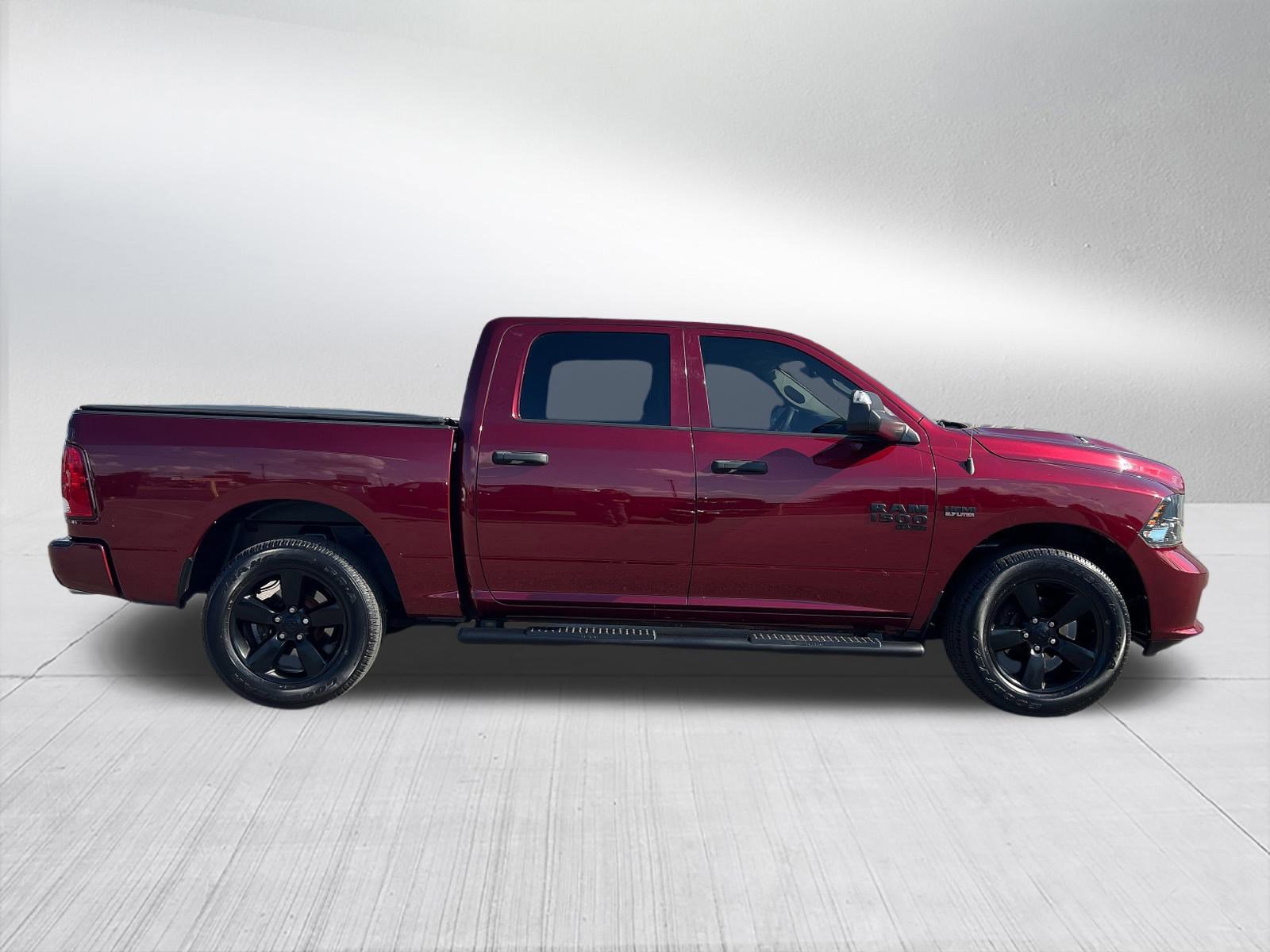 2019 Ram 1500 Express Night Edition photo 2