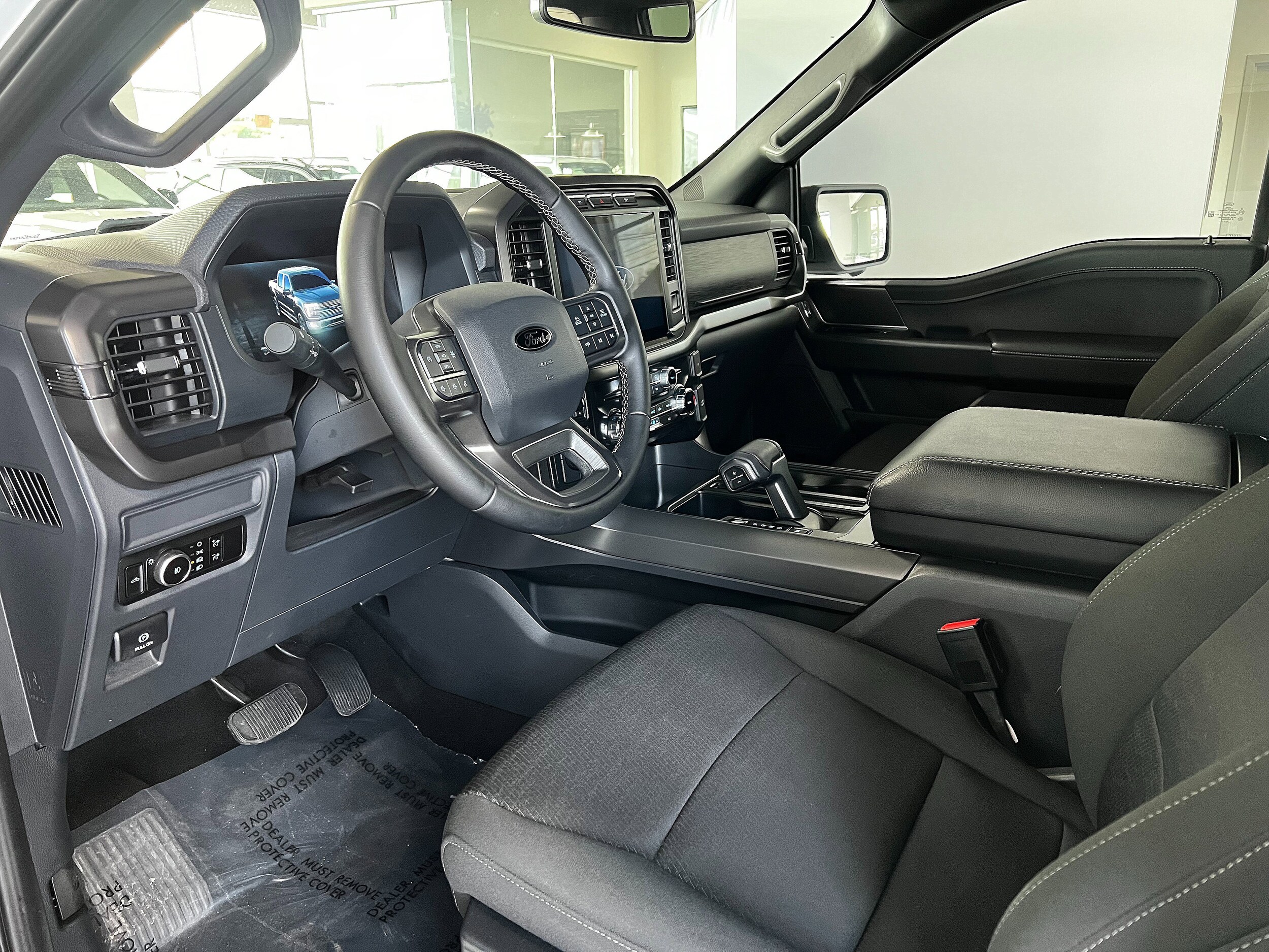2024 Ford F-150 XLT - Photo 9