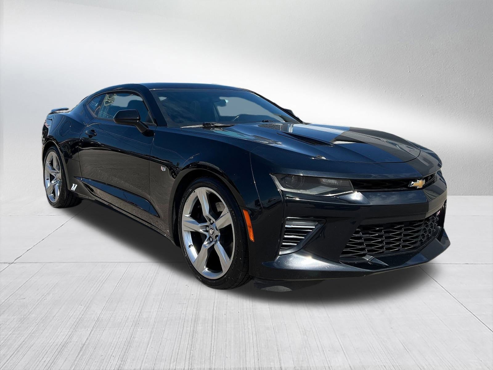 Used 2018 Chevrolet Camaro 1SS with VIN 1G1FE1R71J0107473 for sale in Hillsdale, MI