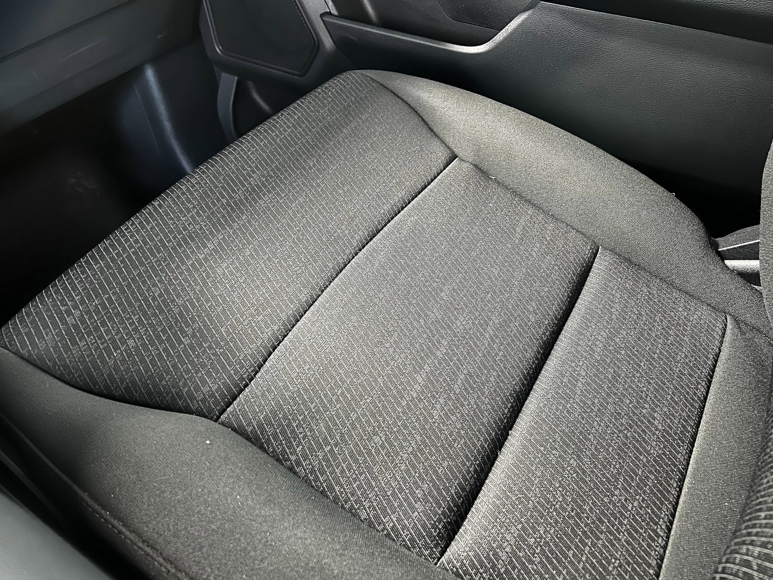 2024 Ford F-150 XLT - Photo 17