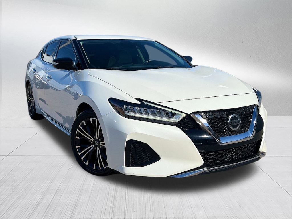 Used 2020 Nissan Maxima SV Sedan