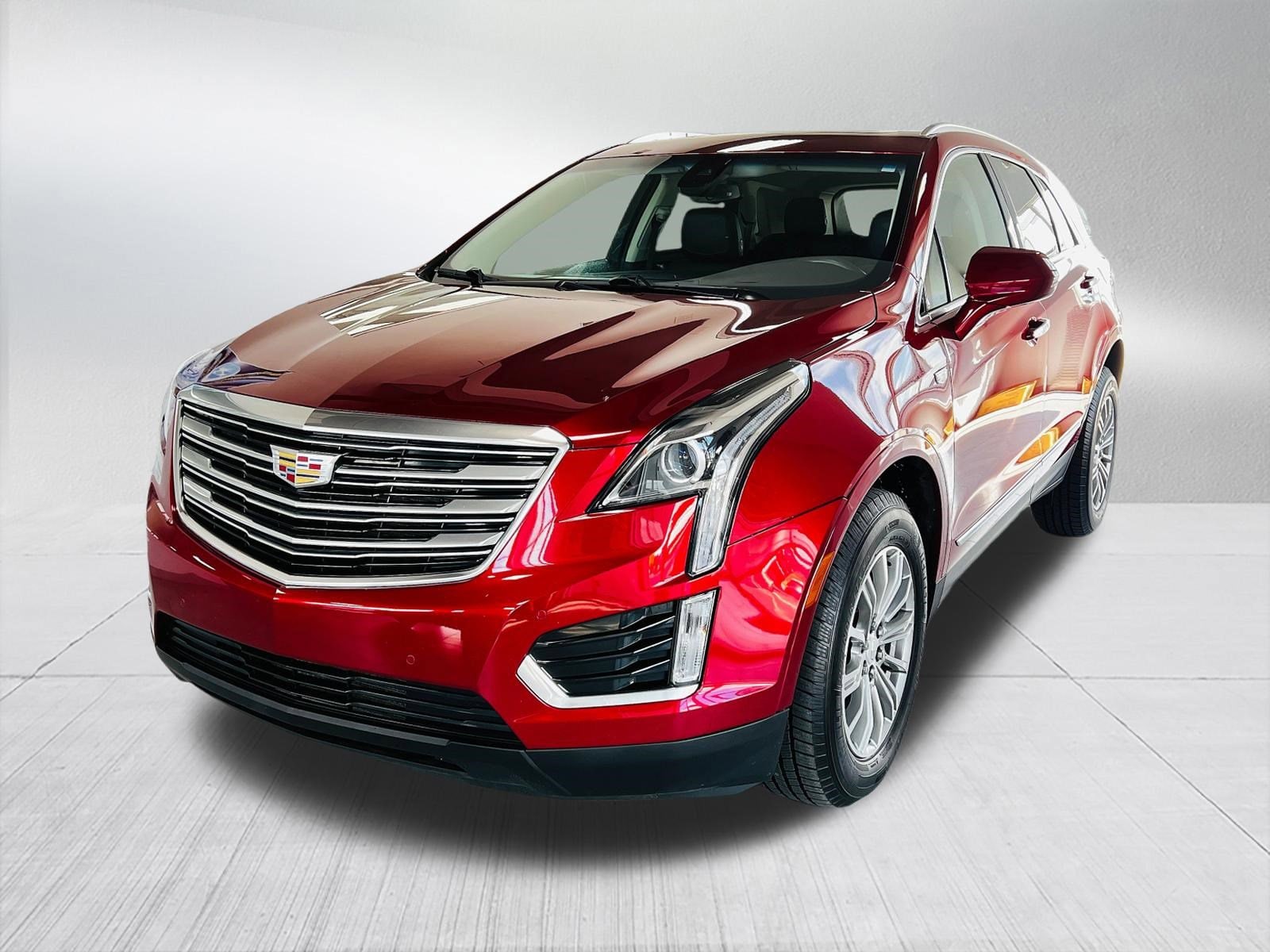 2019 Cadillac XT5 FWD Luxury's photo
