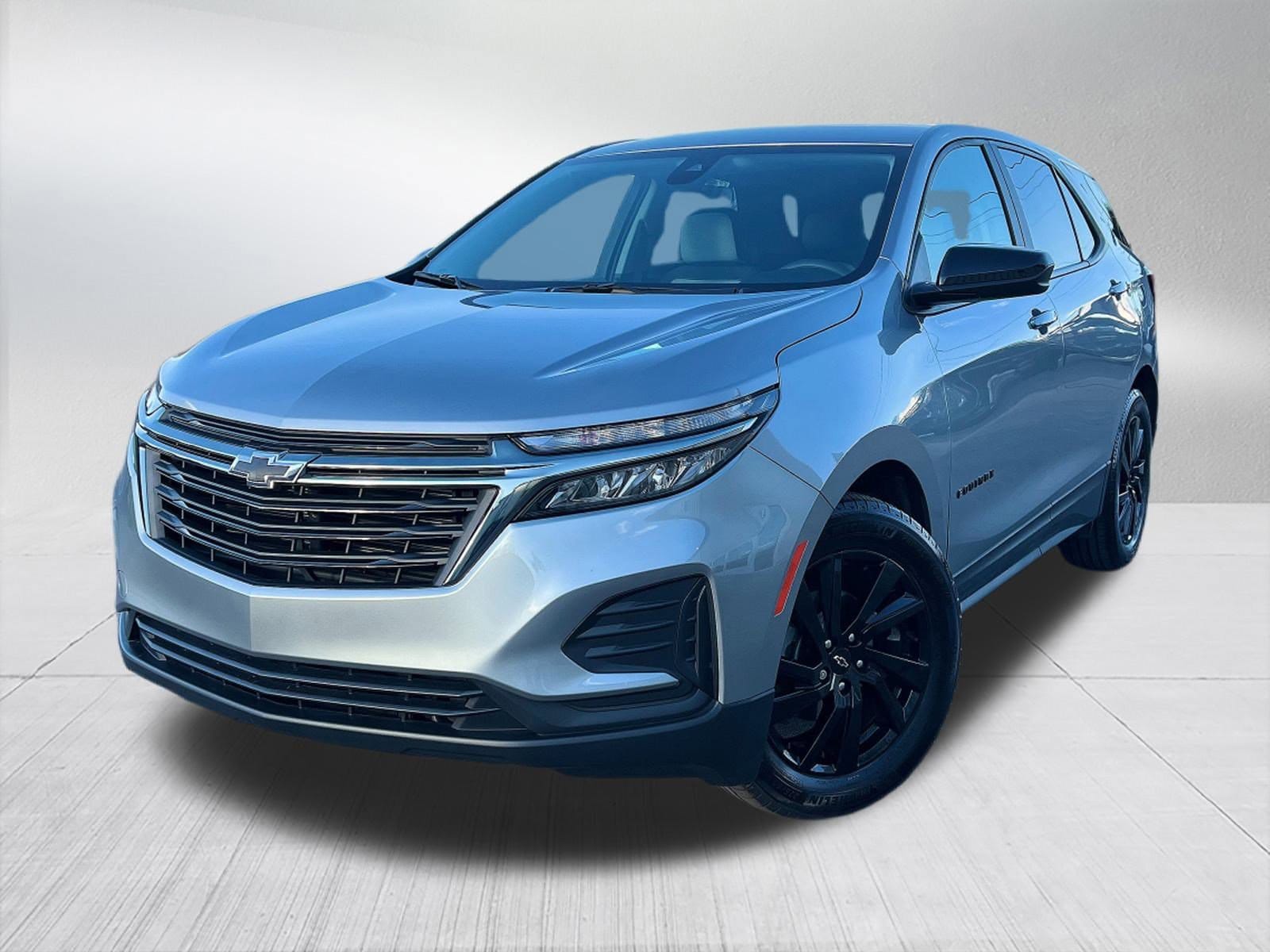 2024 Chevrolet Equinox LS's photo