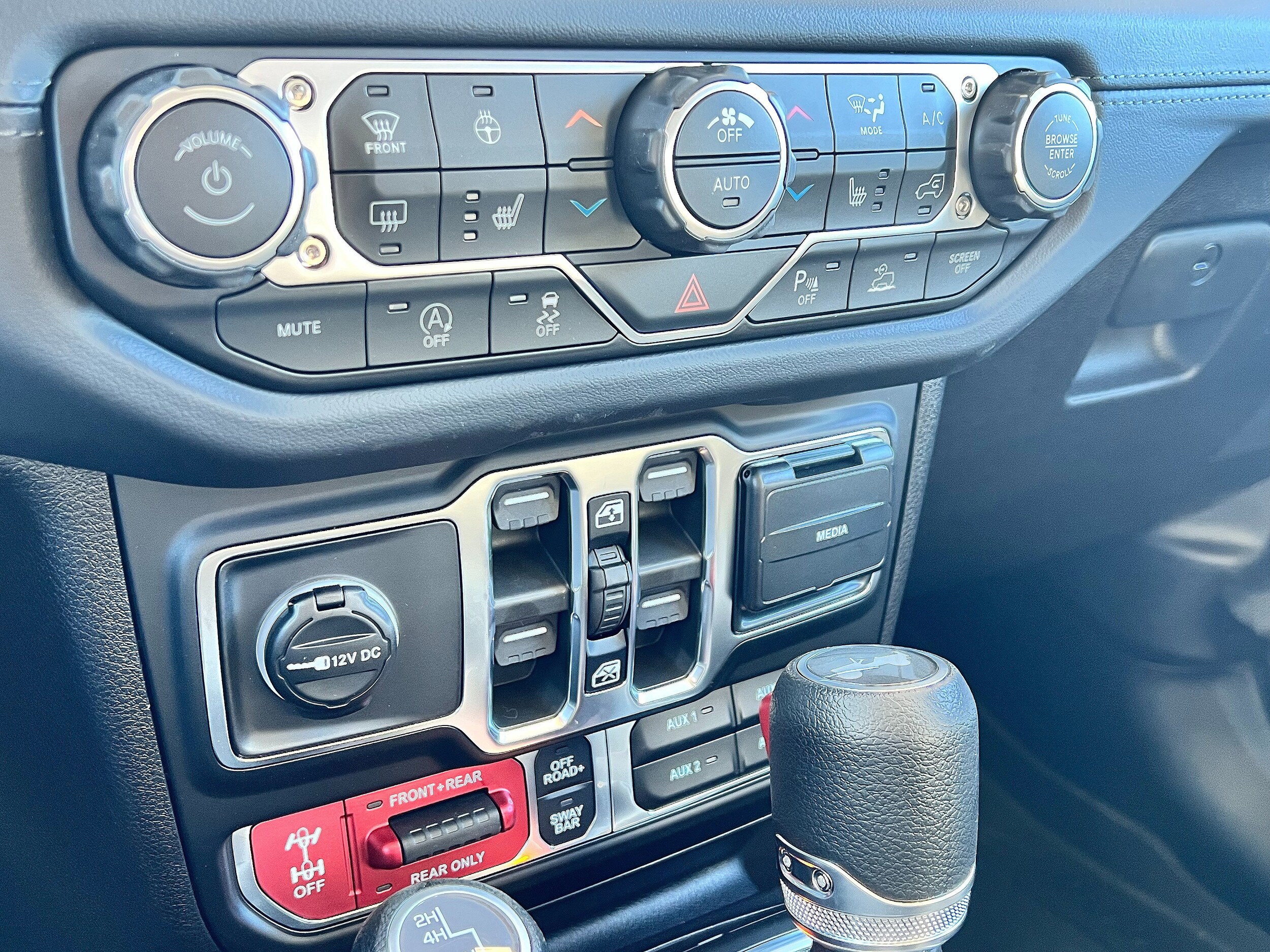 2026 Jeep Wrangler 4-Door Rubicon - Photo 16