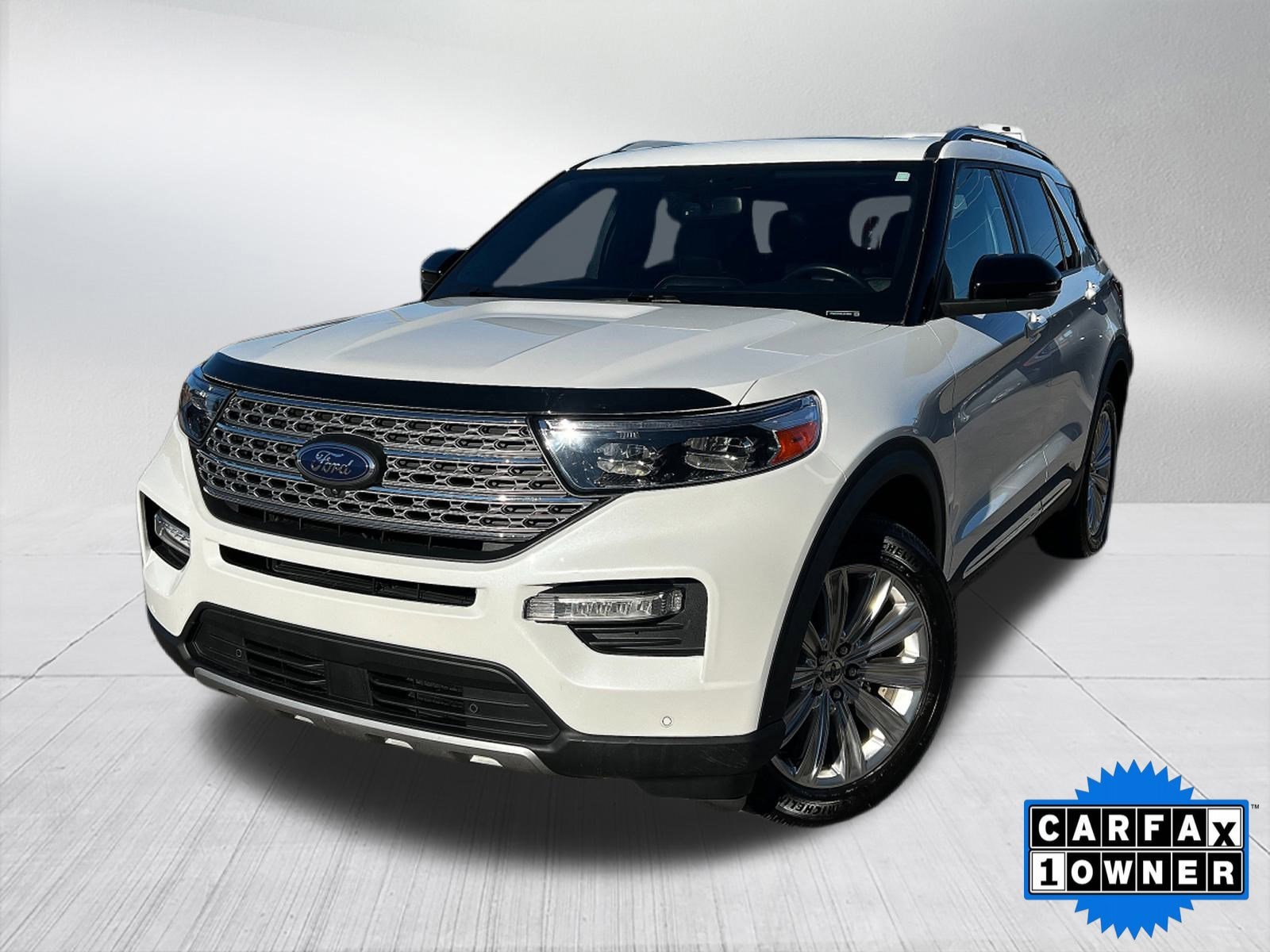 2020 Ford Explorer Limited's photo