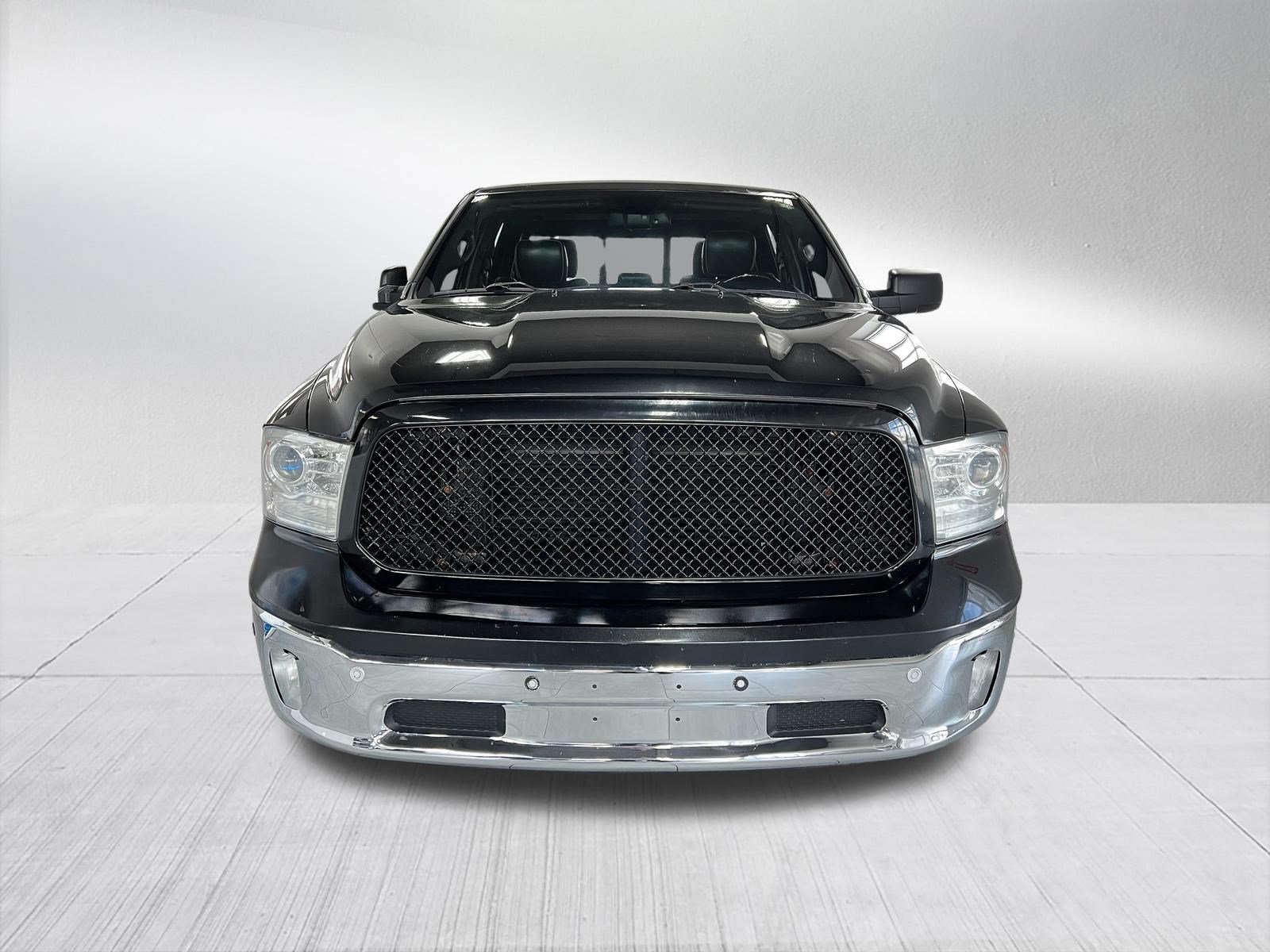Used 2016 RAM Ram 1500 Limited with VIN 1C6RR7WM1GS178912 for sale in Hillsdale, MI