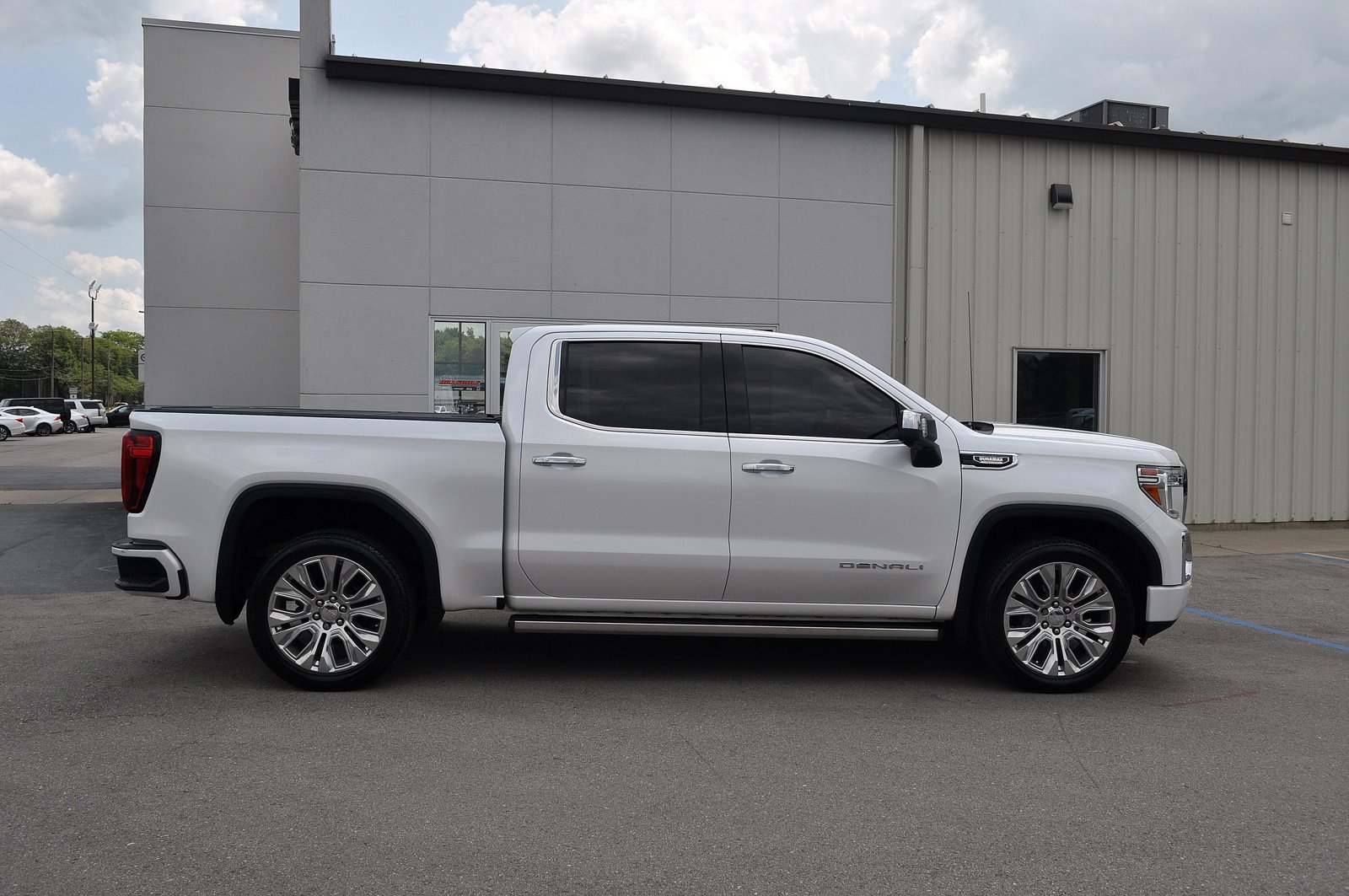 Used 2022 GMC Sierra 1500 Limited Denali with VIN 3GTU9FET9NG202058 for sale in Hillsdale, MI