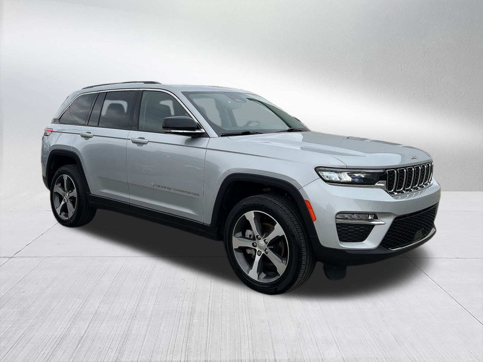 Used 2023 Jeep Grand Cherokee Limited with VIN 1C4RJHBG3PC599112 for sale in Hillsdale, MI