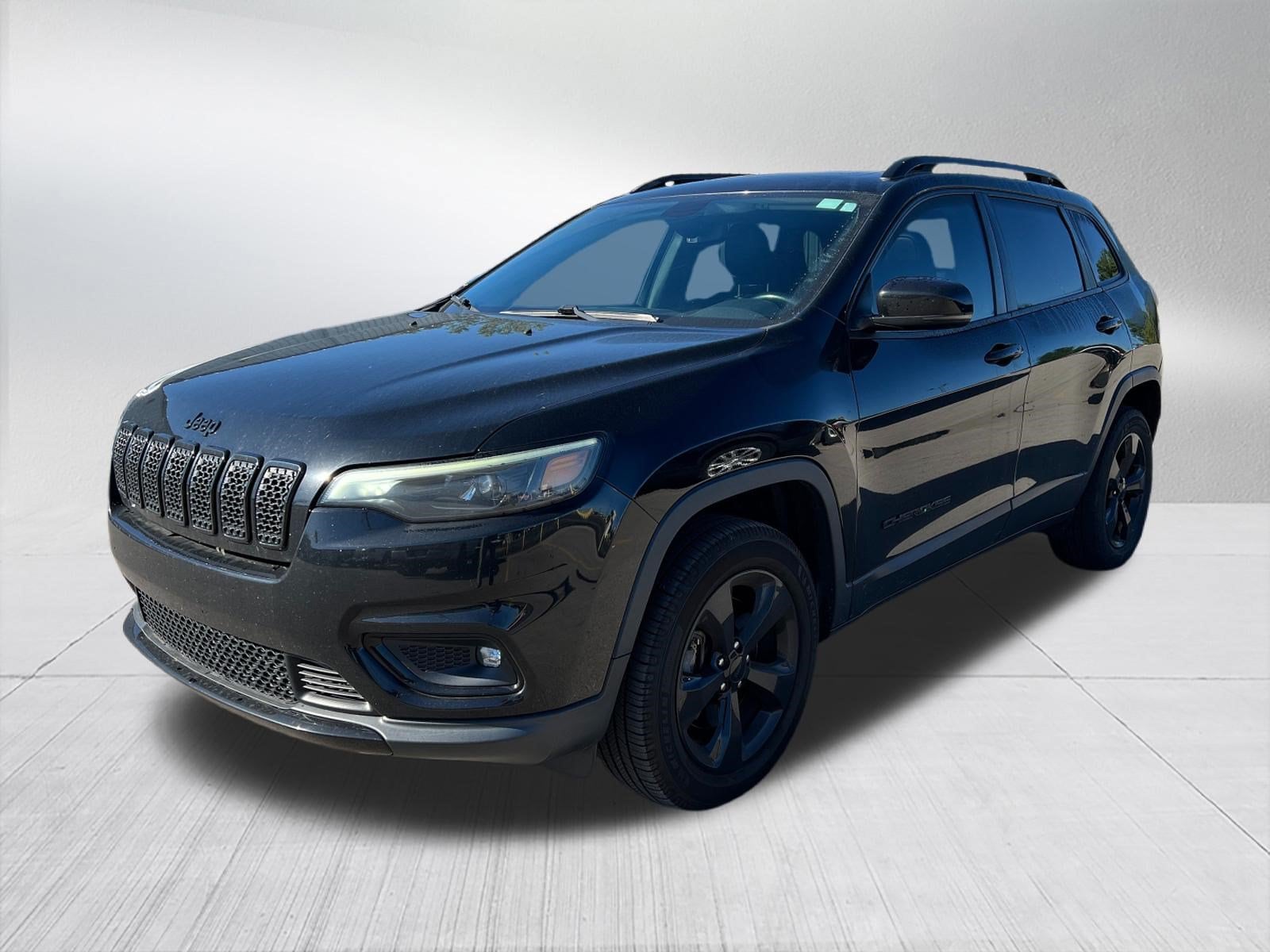 Used 2019 Jeep Cherokee Altitude with VIN 1C4PJMLX6KD301797 for sale in Hillsdale, MI