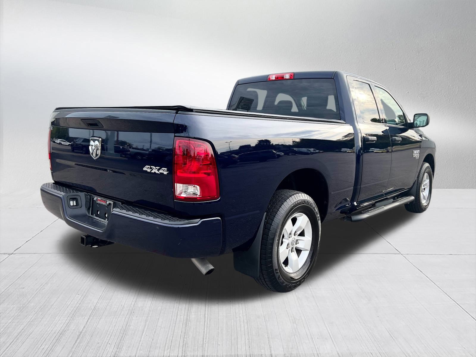 2019 Ram 1500 Express photo 2