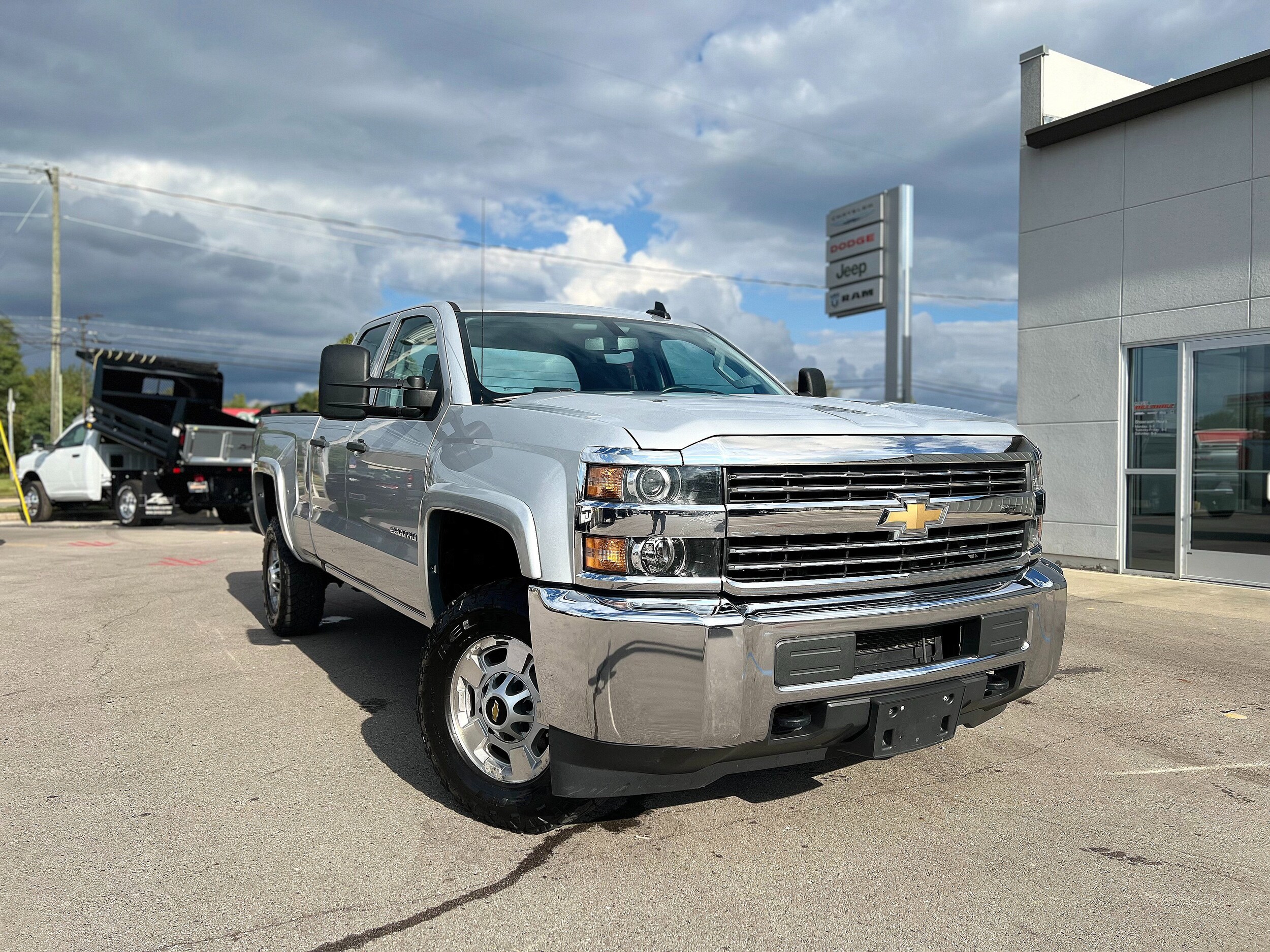 2016 Chevrolet Silverado 2500HD Work Truck photo 2