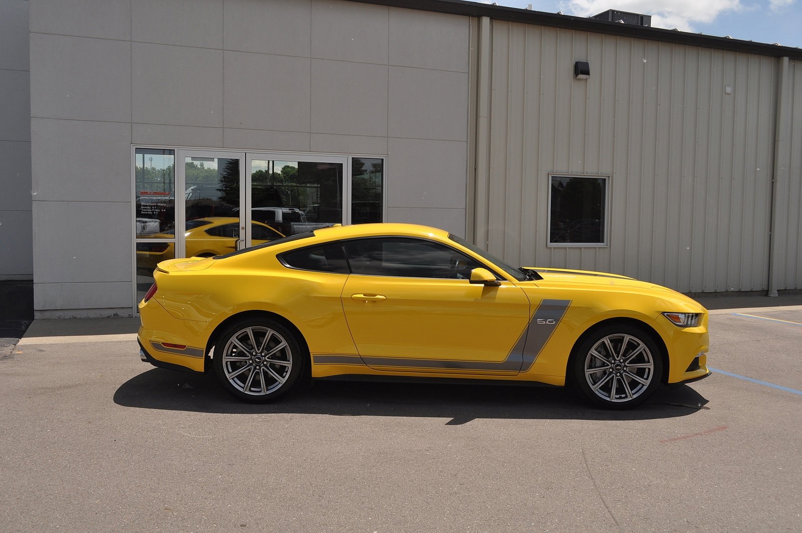 Used 2015 Ford Mustang GT Premium with VIN 1FA6P8CF5F5304625 for sale in Hillsdale, MI