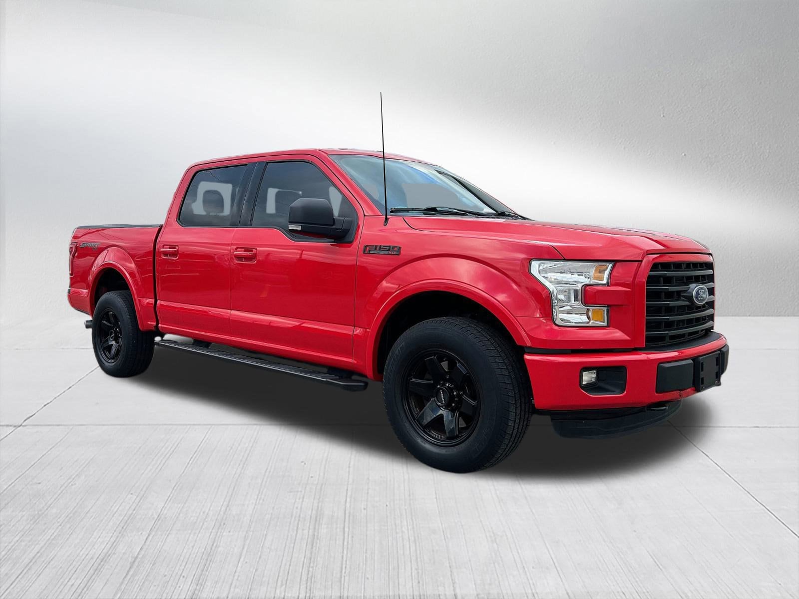 Used 2015 Ford F-150 XLT with VIN 1FTEW1EF4FFA51143 for sale in Hillsdale, MI