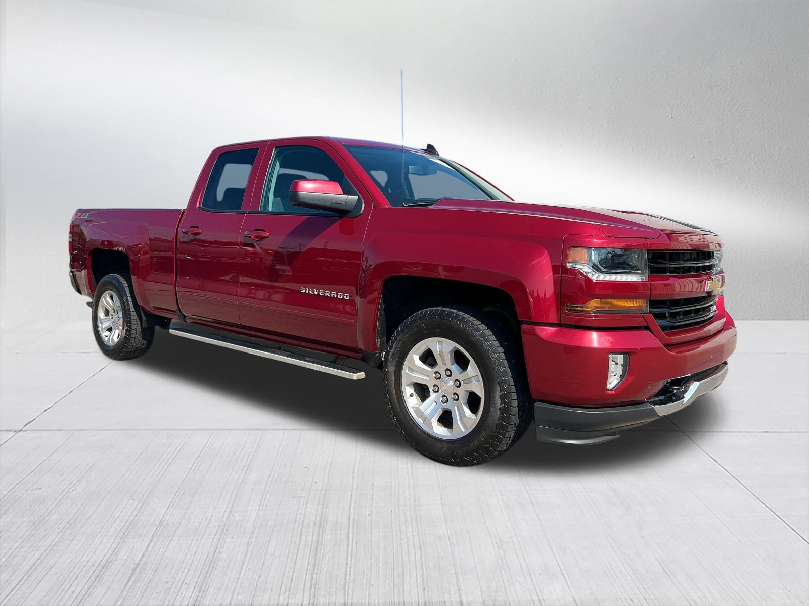 Used 2018 Chevrolet Silverado 1500 LT Z71 with VIN 1GCVKREC8JZ210527 for sale in Hillsdale, MI