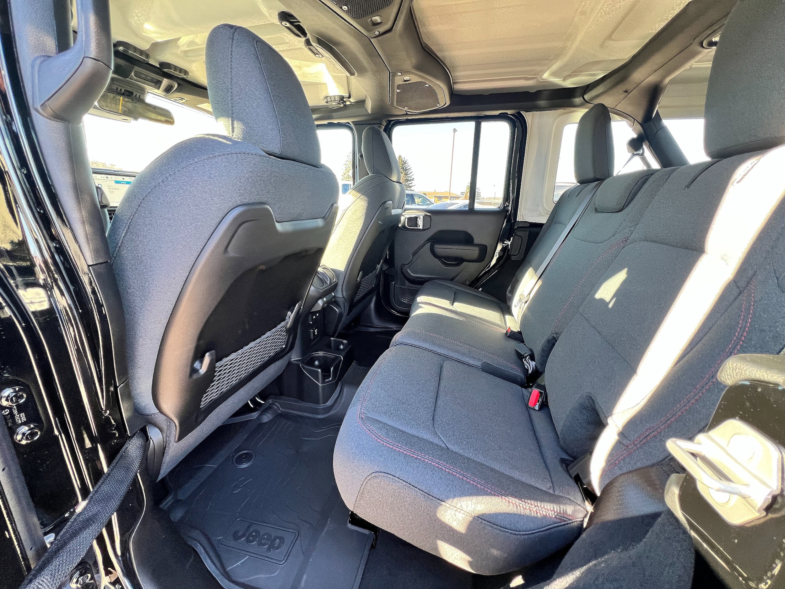 2026 Jeep Wrangler 4-Door Rubicon - Photo 19