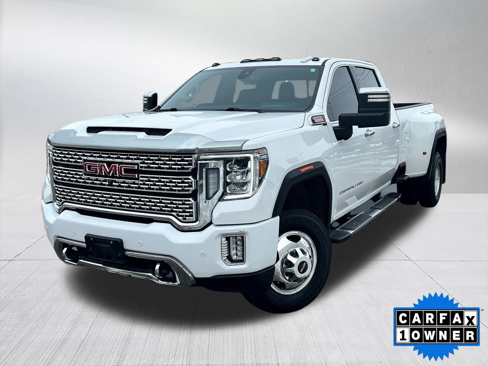 2023 GMC Sierra 3500HD Denali's photo