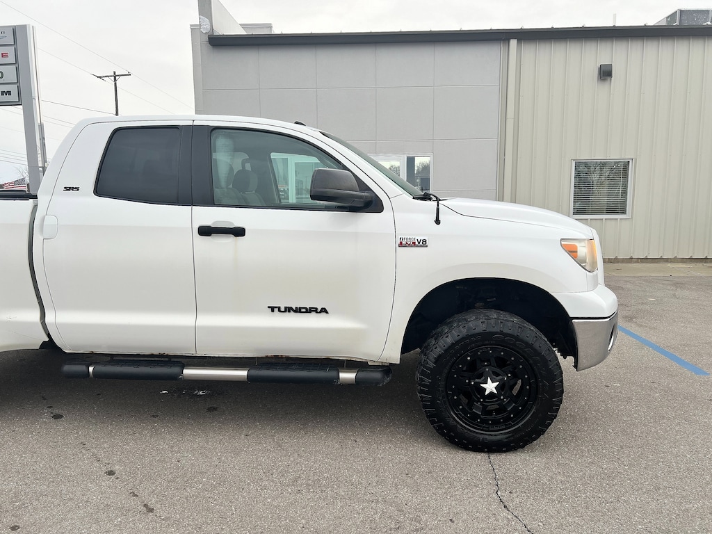 Used 2010 Toyota Tundra Grade Crew Cab 4WD Pickup