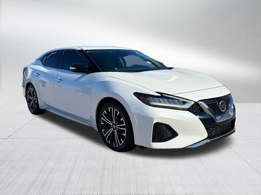 Used 2020 Nissan Maxima SV Sedan