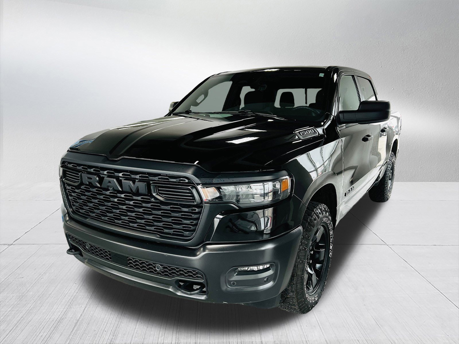 2025 RAM 1500 Warlock 4x4 Crew Cab 5'7's photo