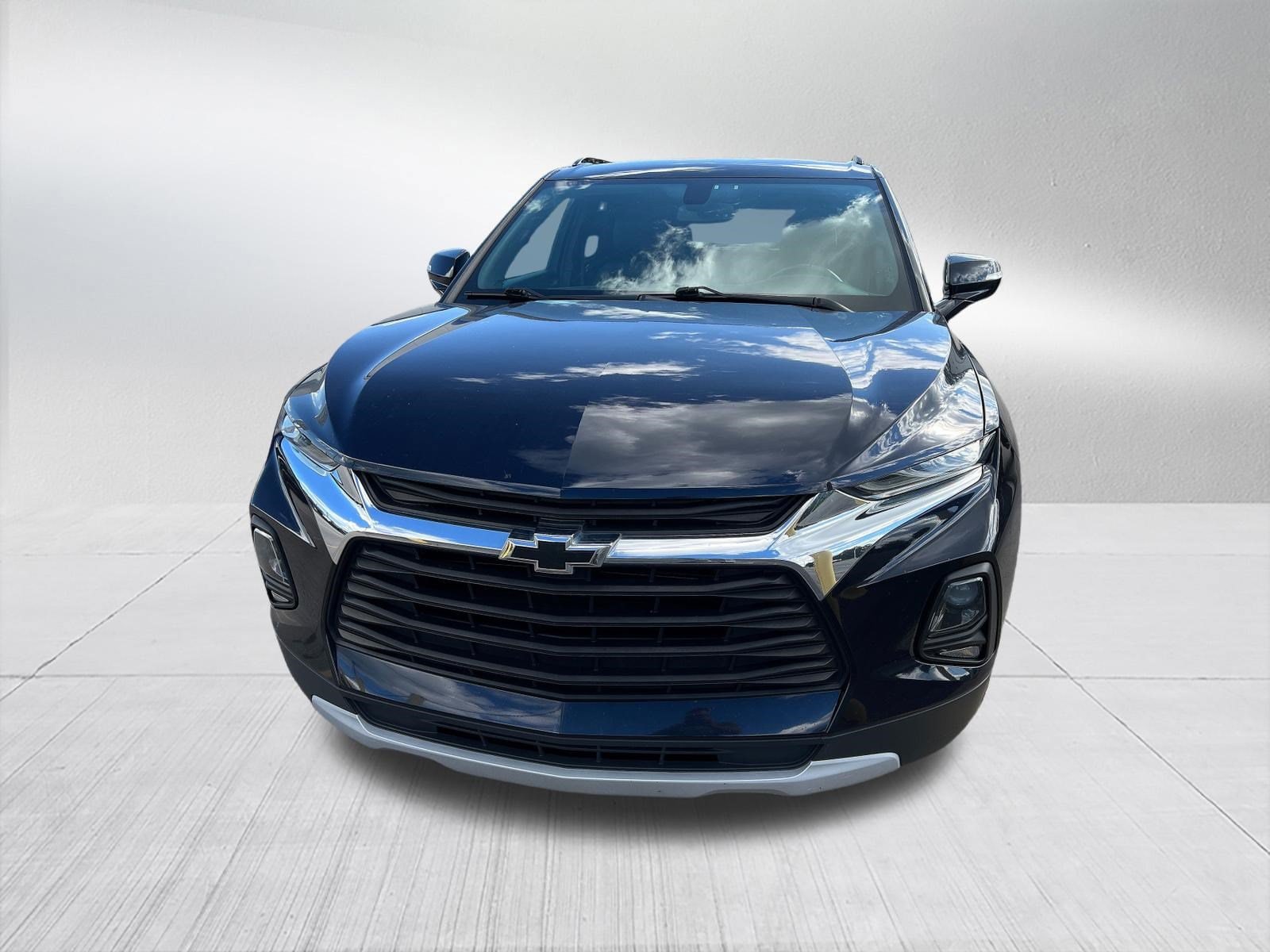 Used 2020 Chevrolet Blazer 3LT with VIN 3GNKBJR42LS638933 for sale in Hillsdale, MI