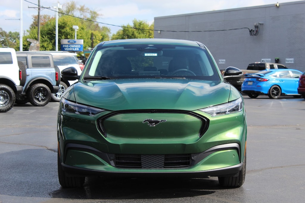 New 2025 Ford Mustang Mach-E Premium CROSSOVERS