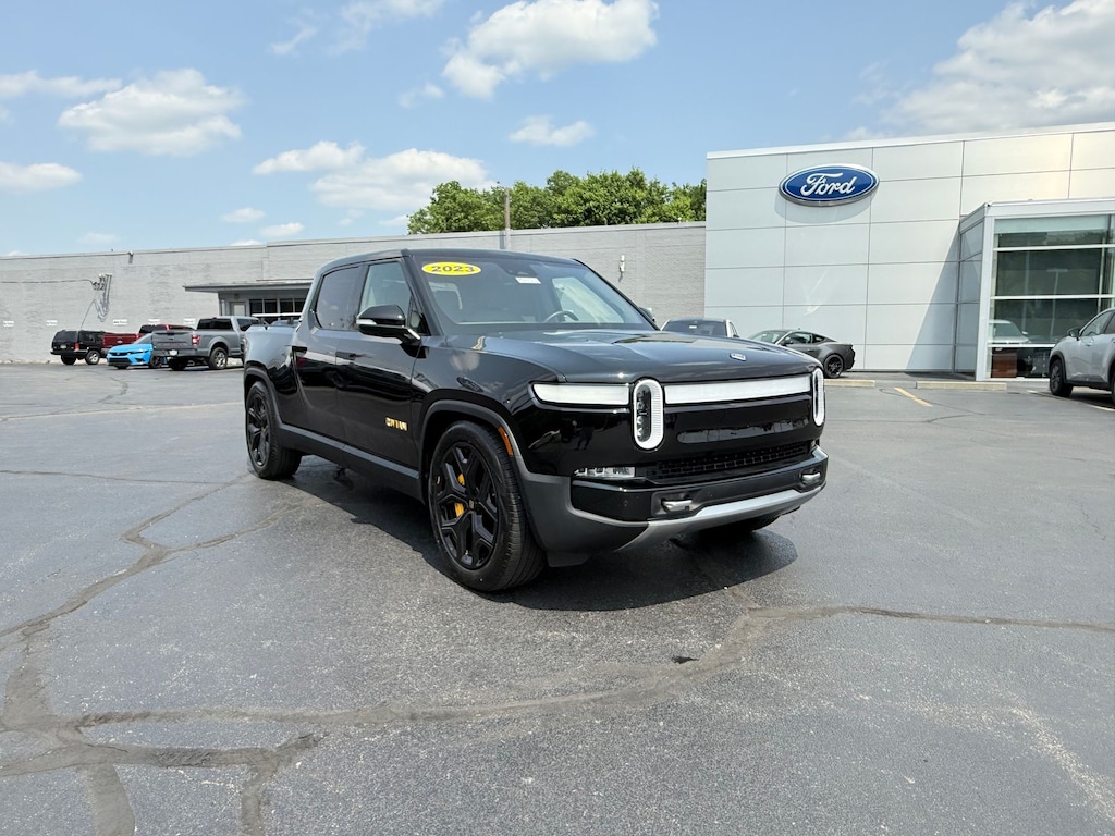 Used 2023 Rivian R1T Adventure Quad Motor Large Pack Crew Cab Short Bed Truck
