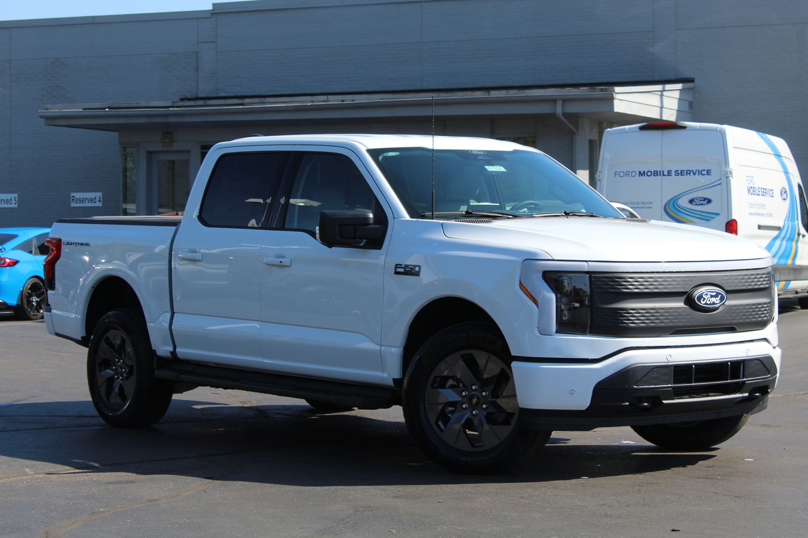 2025 Ford F-150 Lightning Flash's photo