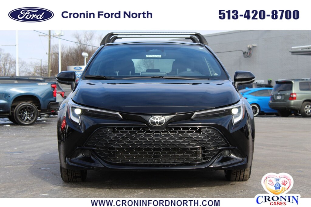 Used 2025 Toyota Corolla Hatchback SE Hatchback