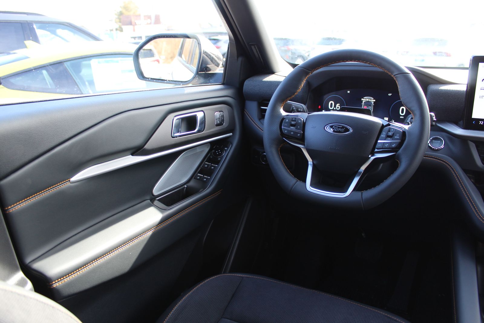 2026 Ford Explorer Tremor - Photo 9