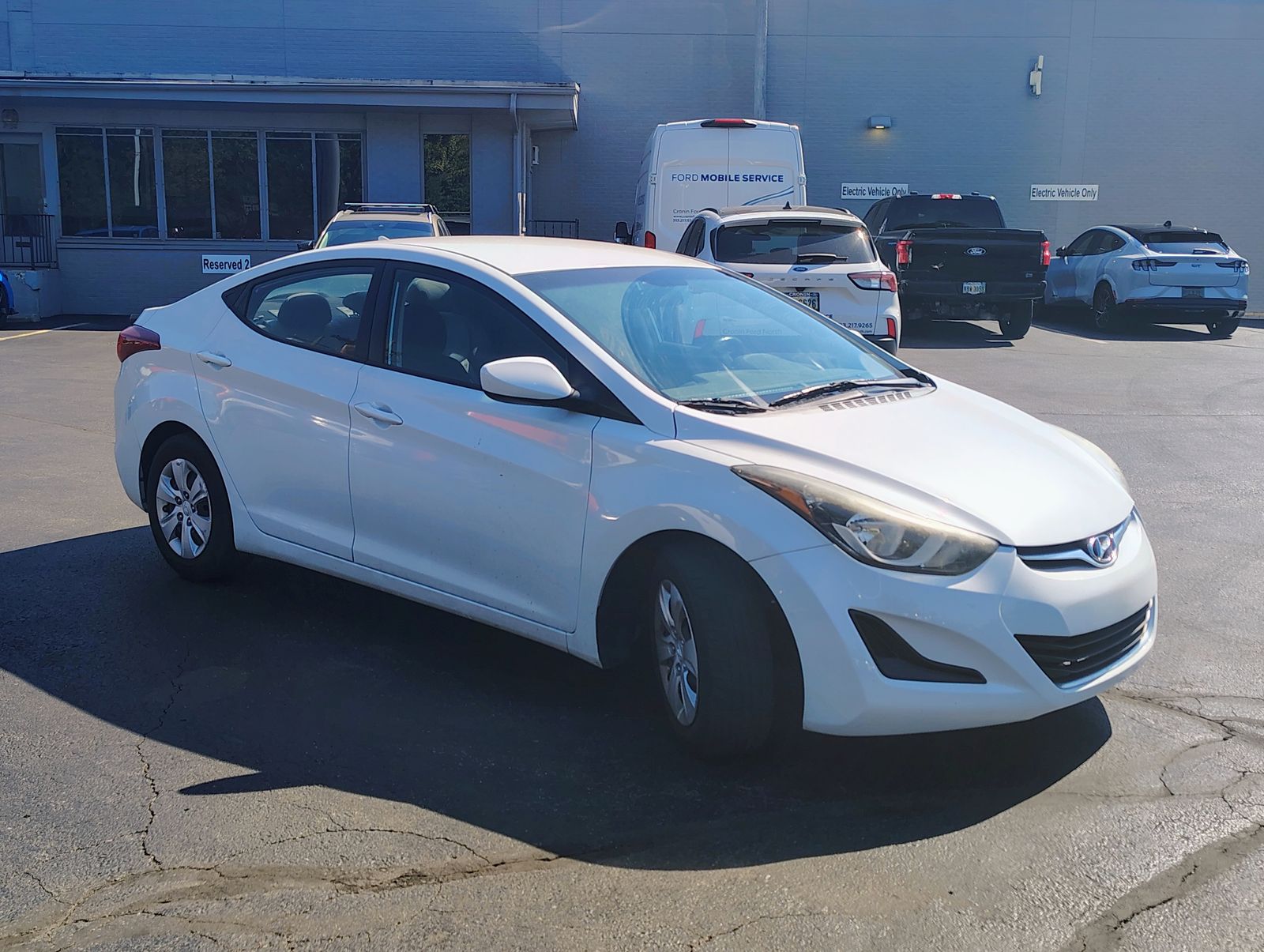 2016 Hyundai Elantra SE photo 3