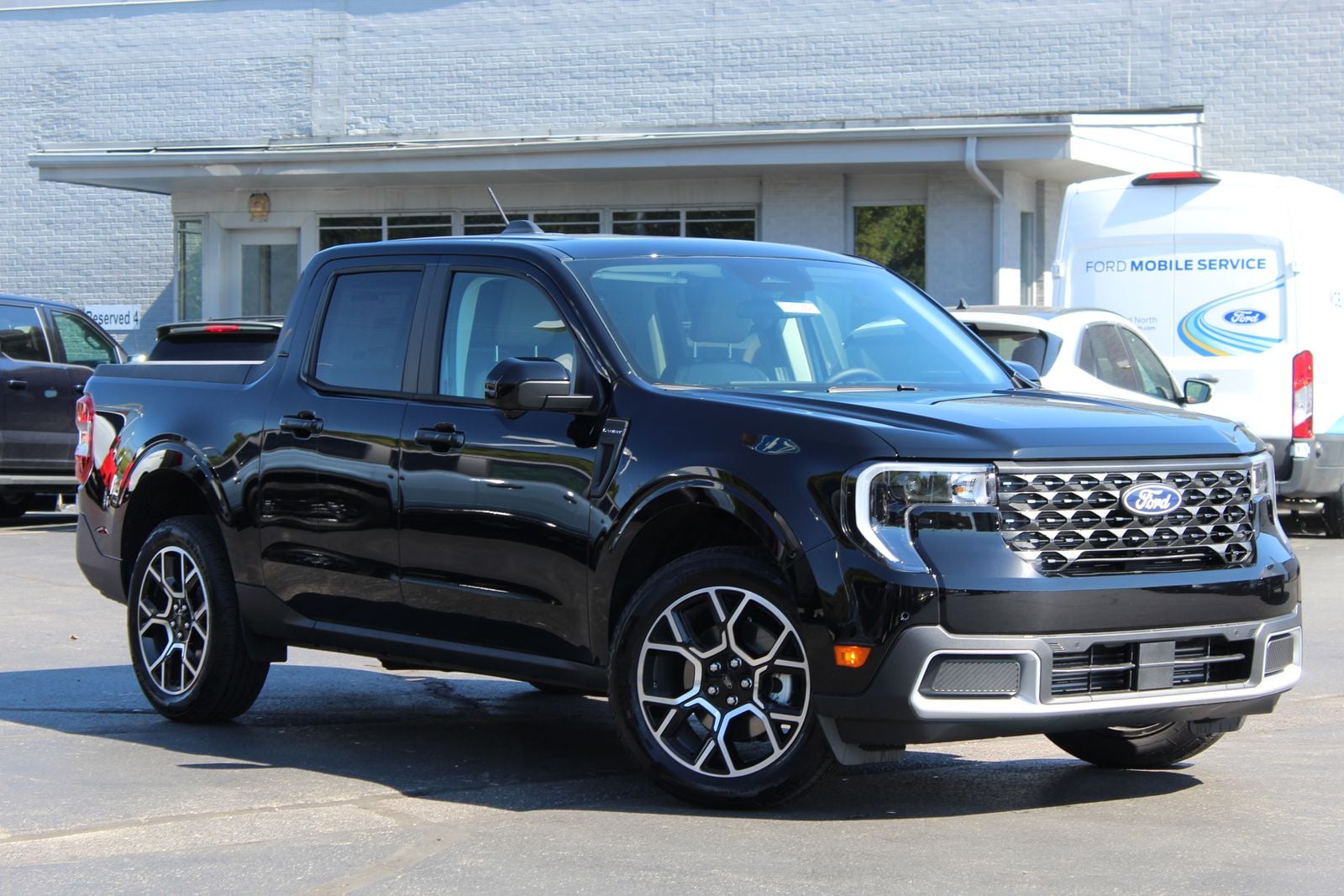 2025 Ford Maverick Lariat's photo