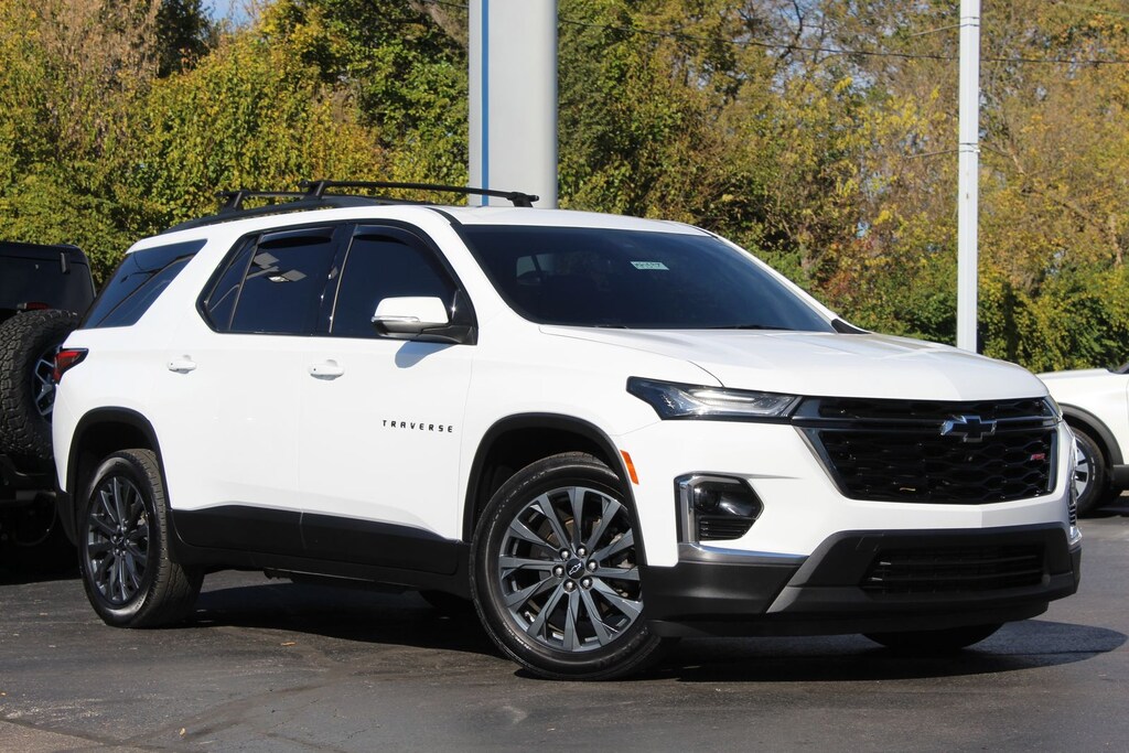Used 2023 Chevrolet Traverse RS SUV
