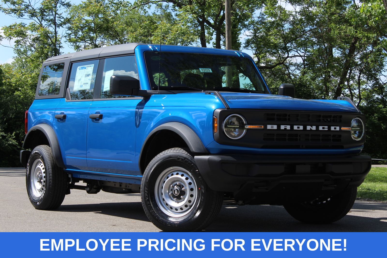 2026 Ford Bronco Base 4x4's photo