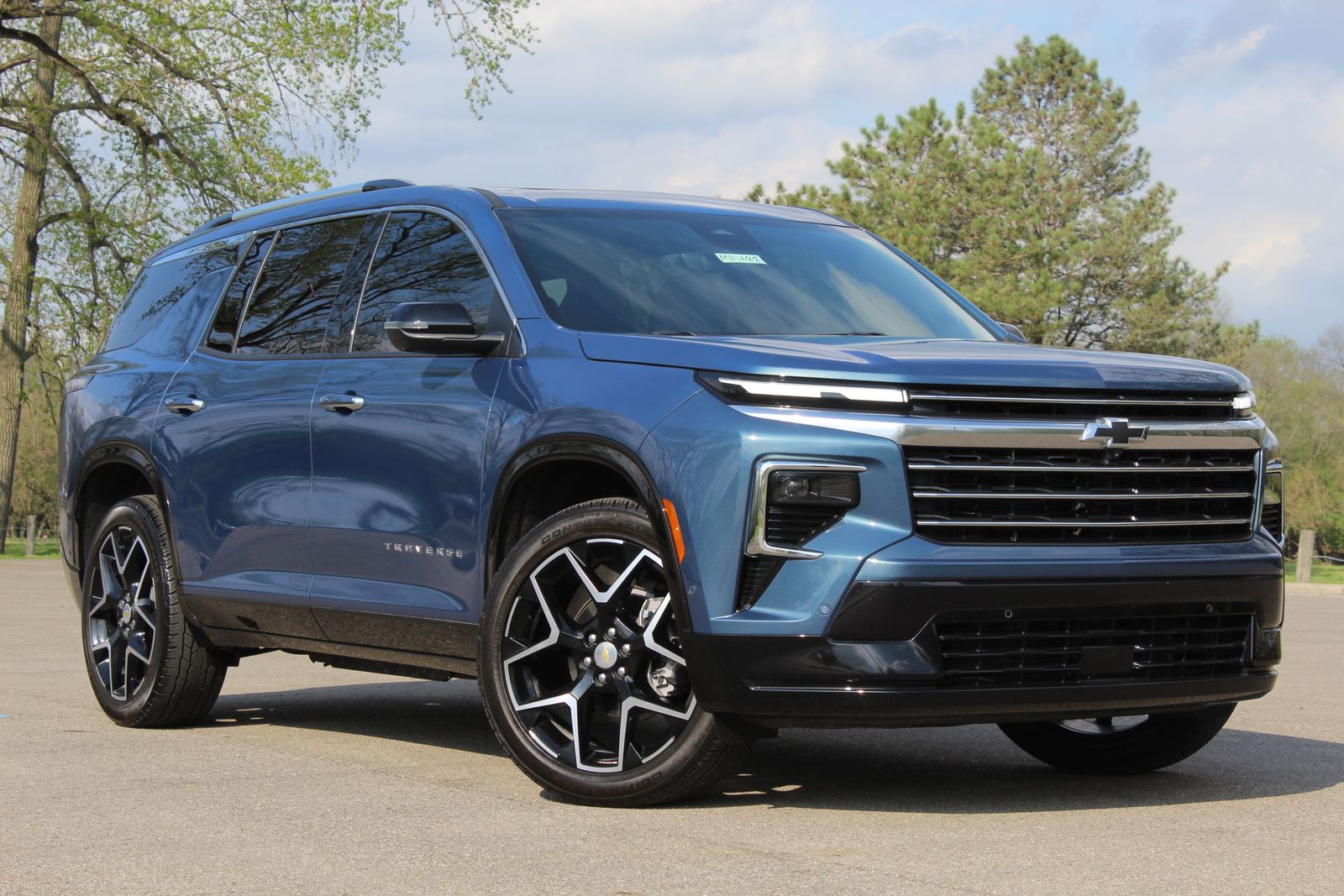 2025 Chevrolet Traverse AWD High Country's photo