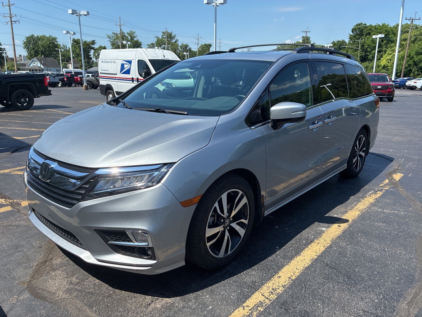 2019 Honda Odyssey Elite's photo