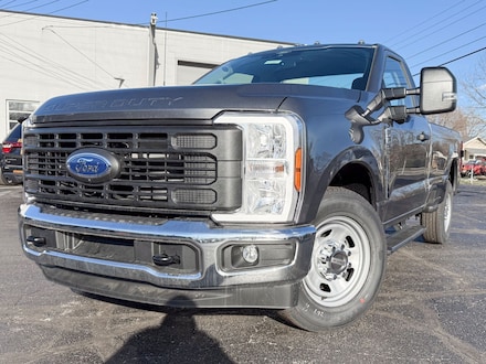 2025 Ford Super Duty F-350 XL TRUCK