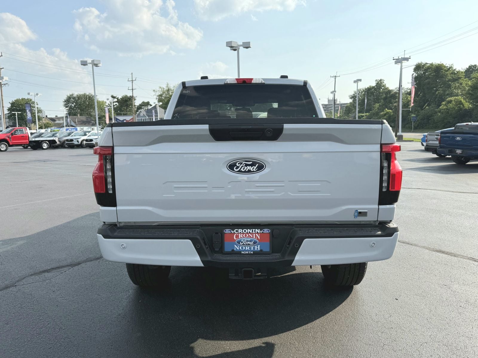 2025 Ford F-150 Lightning Flash - Photo 7