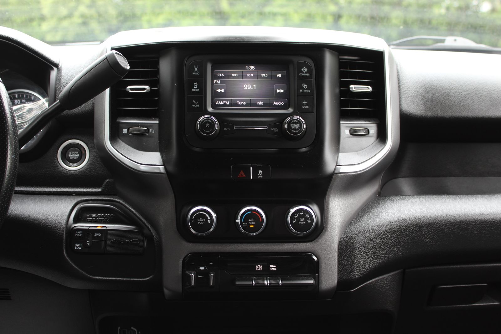 2024 RAM Ram 3500 Pickup Big Horn - Photo 18