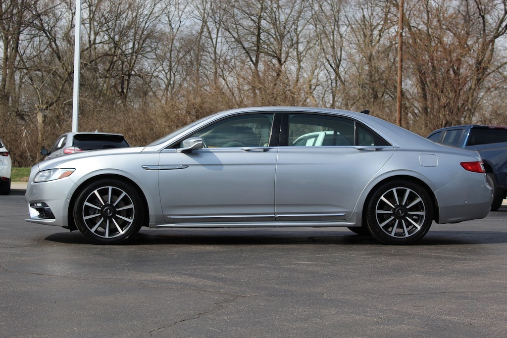 2020 Lincoln Continental Reserve photo 4