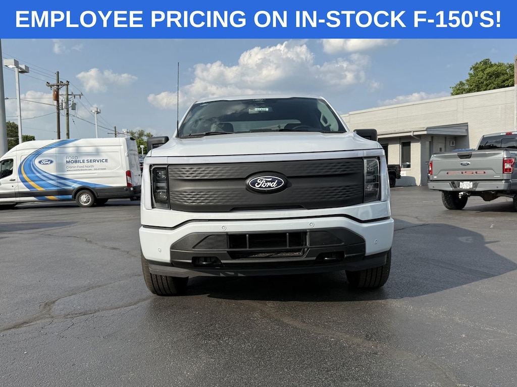 New 2025 Ford F-150 Lightning Flash TRUCK