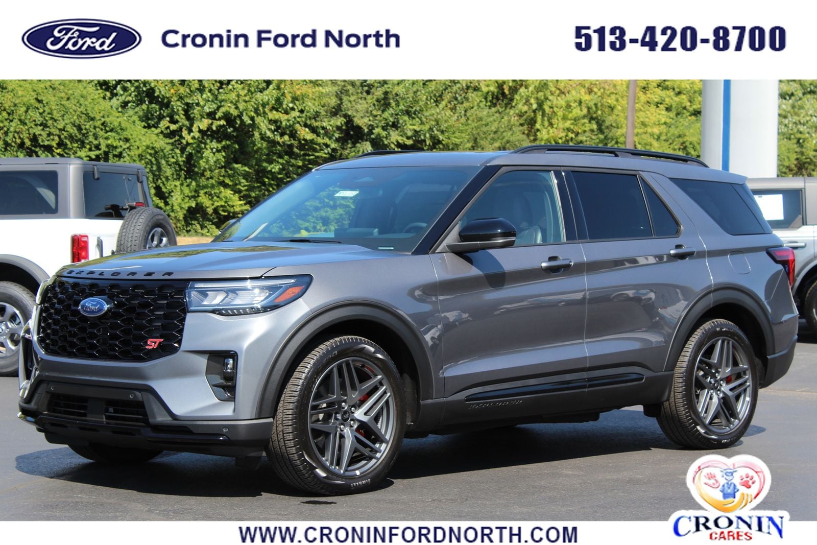 2025 Ford Explorer ST's photo