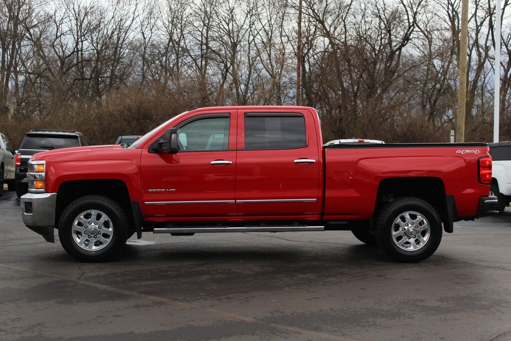 2015 Chevrolet Silverado 2500HD LTZ photo 4