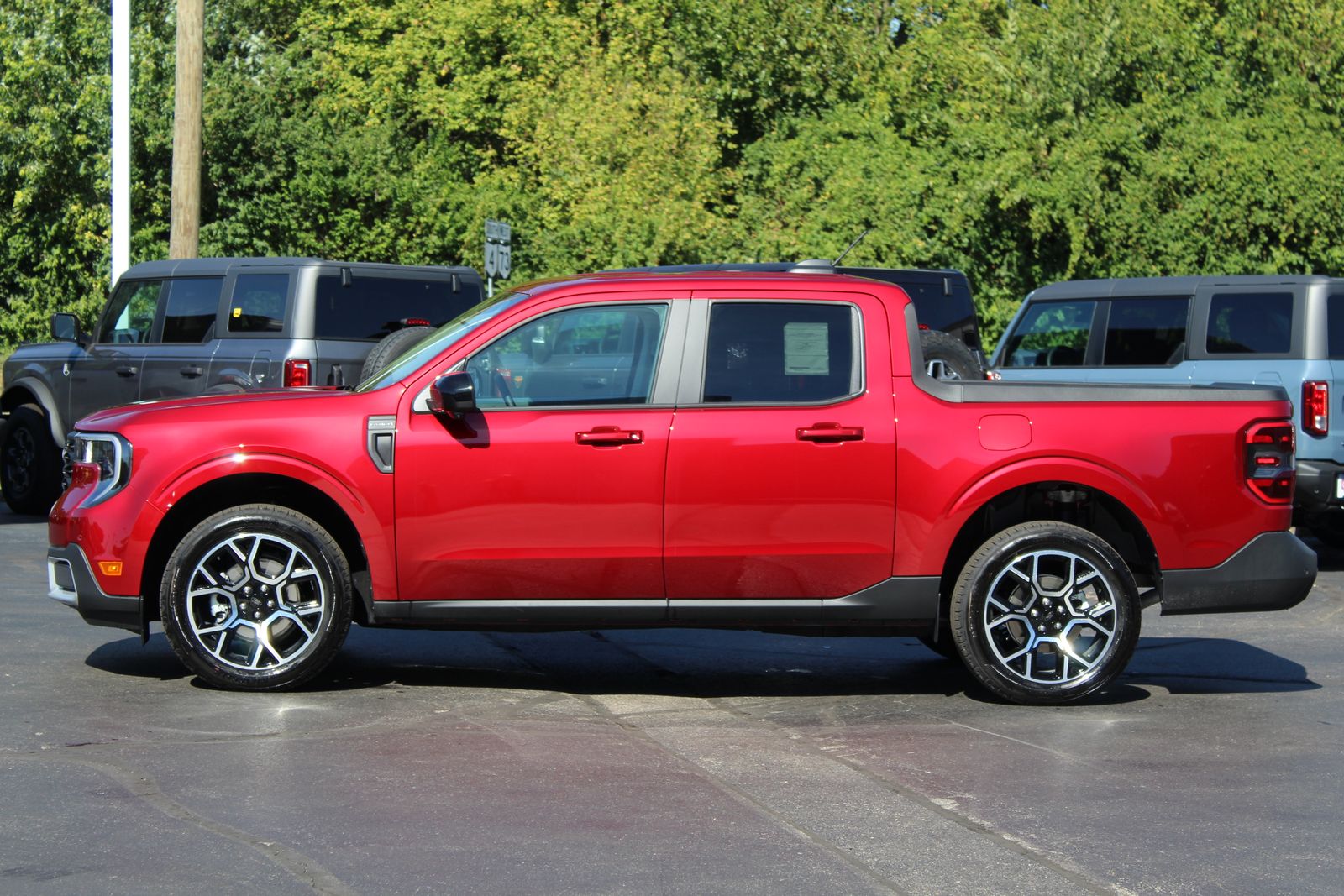 2025 Ford Maverick Lariat photo 4