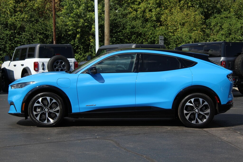 Used 2022 Ford Mustang Mach-E Premium SUV