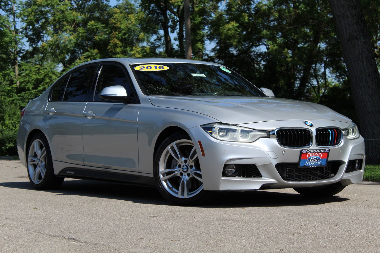 2016 BMW 3 Series 328i xDrive Sedan SULEV's photo