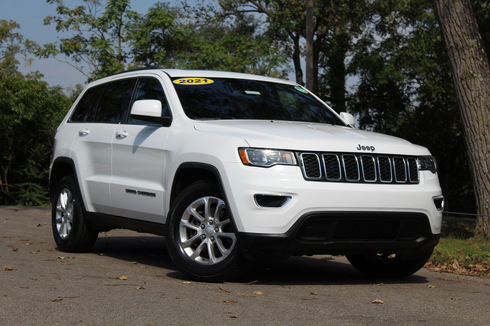 Used 2021 Jeep Grand Cherokee Laredo X with VIN 1C4RJEAG7MC551429 for sale in Middletown, OH