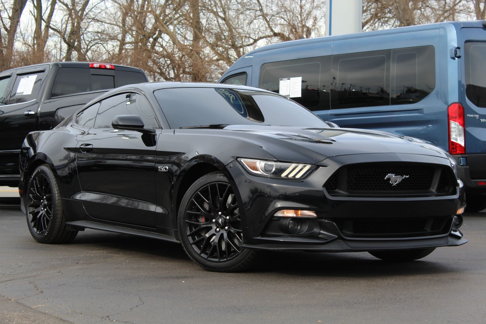 2017 Ford Mustang Base's photo