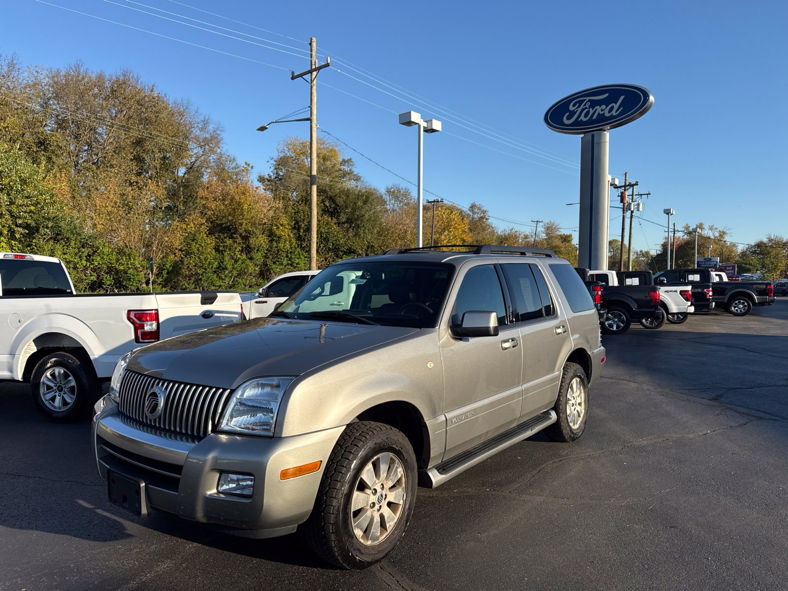 2008 Mercury Mountaineer Base SUV
